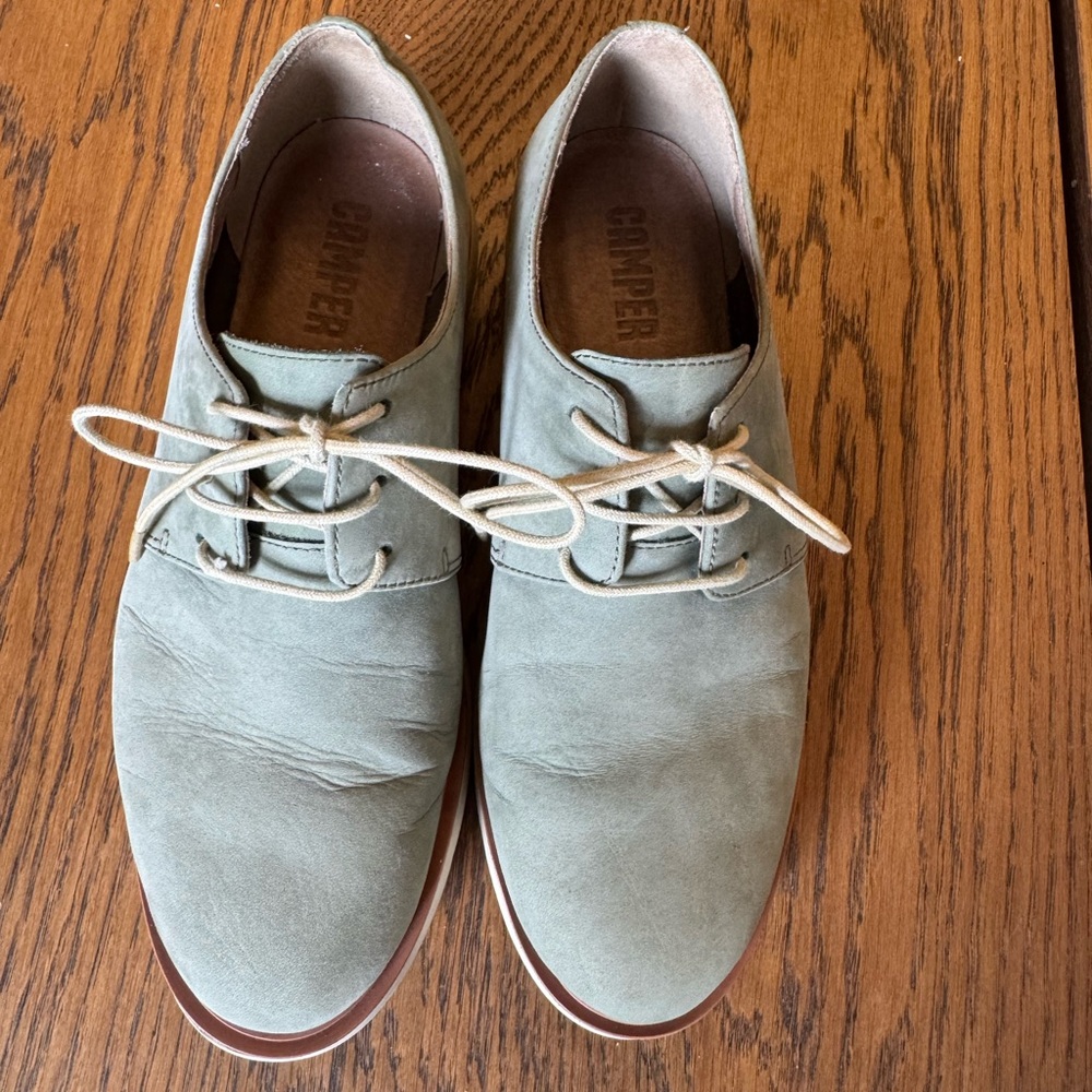 Camper Women’s  Light‎ Green Oxfords Derby Golf preppy